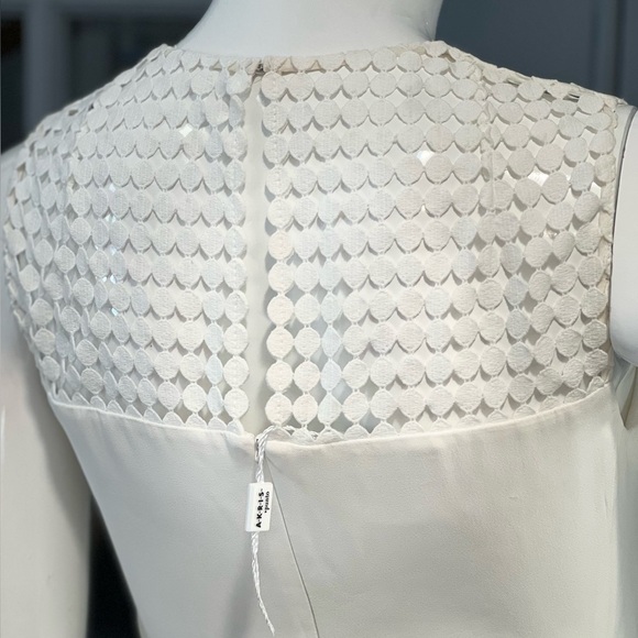 AKRIS Punto White Embroidered Dress NWOT Size 4 - Picture 7 of 15